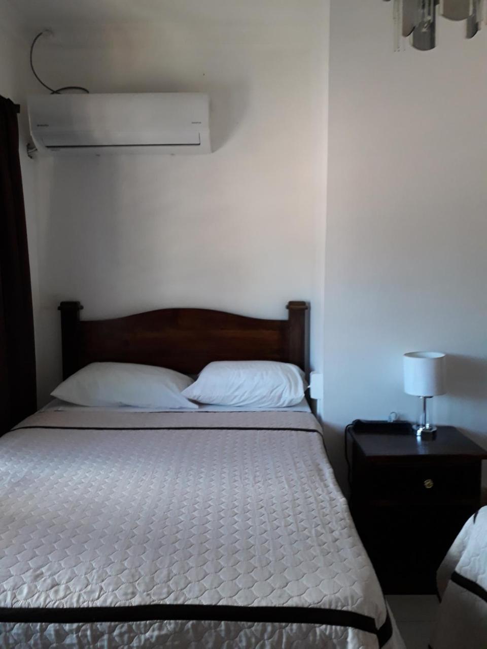 Hostal Compostela Inn David Exterior foto